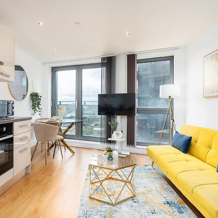 Exclusive Apartment - City Centre - Free Parking -Wifi Netflix- Juliet Balcony Leeds  Kültér fotó