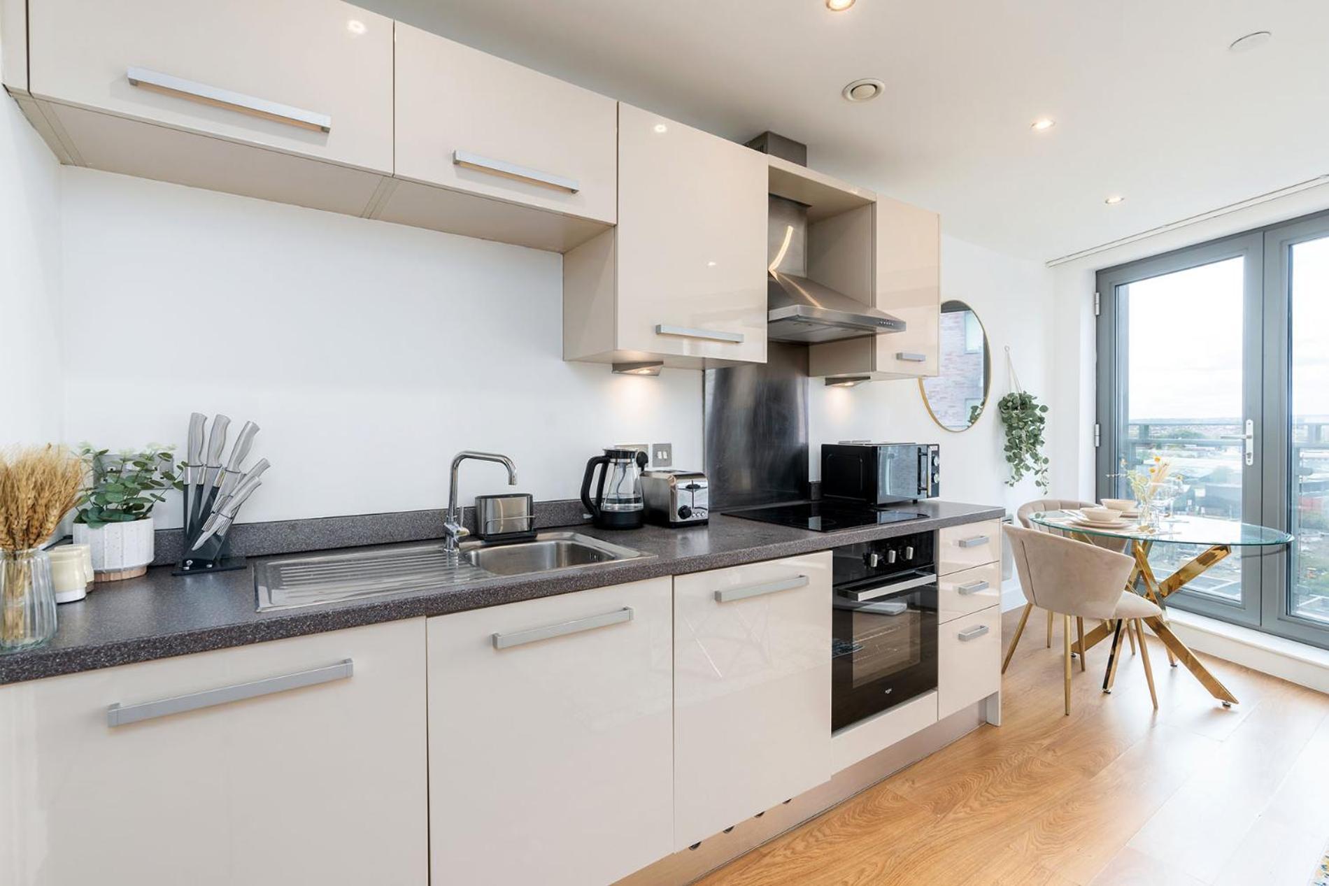 Exclusive Apartment - City Centre - Free Parking -Wifi Netflix- Juliet Balcony Leeds  Kültér fotó